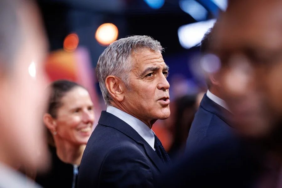 George Clooney califica de "crimen de guerra" las amenazas de Trump de acabar con Irán - Noticias de hoy en República Dominicana | De Último Minuto