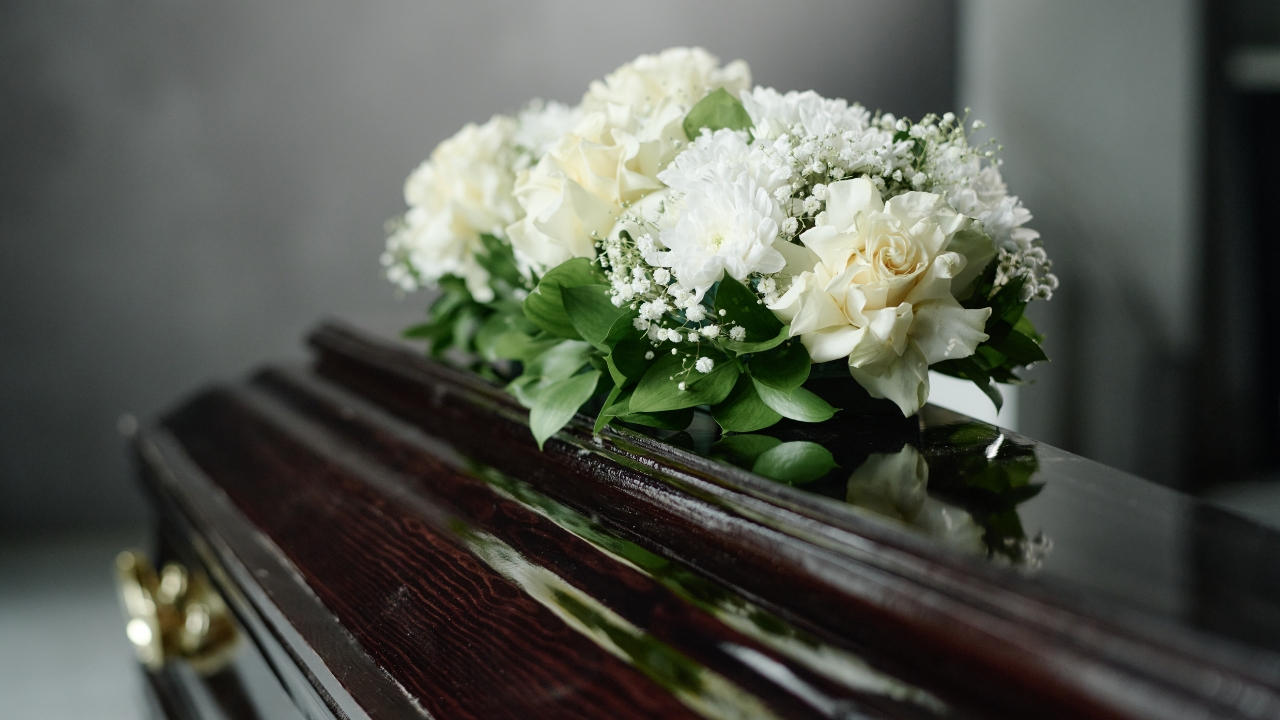 Mujer muere tras ser atacada a tiros presuntamente por su pareja en Neyba