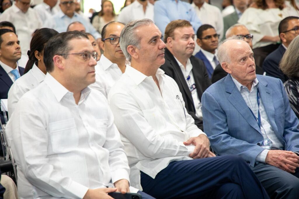 Abinader inaugura nueva sucursal de PriceSmart en La Romana; inversión supera los US$21 millones | 4 | Abinader inaugura nueva sucursal de PriceSmart en La Romana; inversión supera los US$21 millones - Noticias de hoy en República Dominicana | De Último Minuto