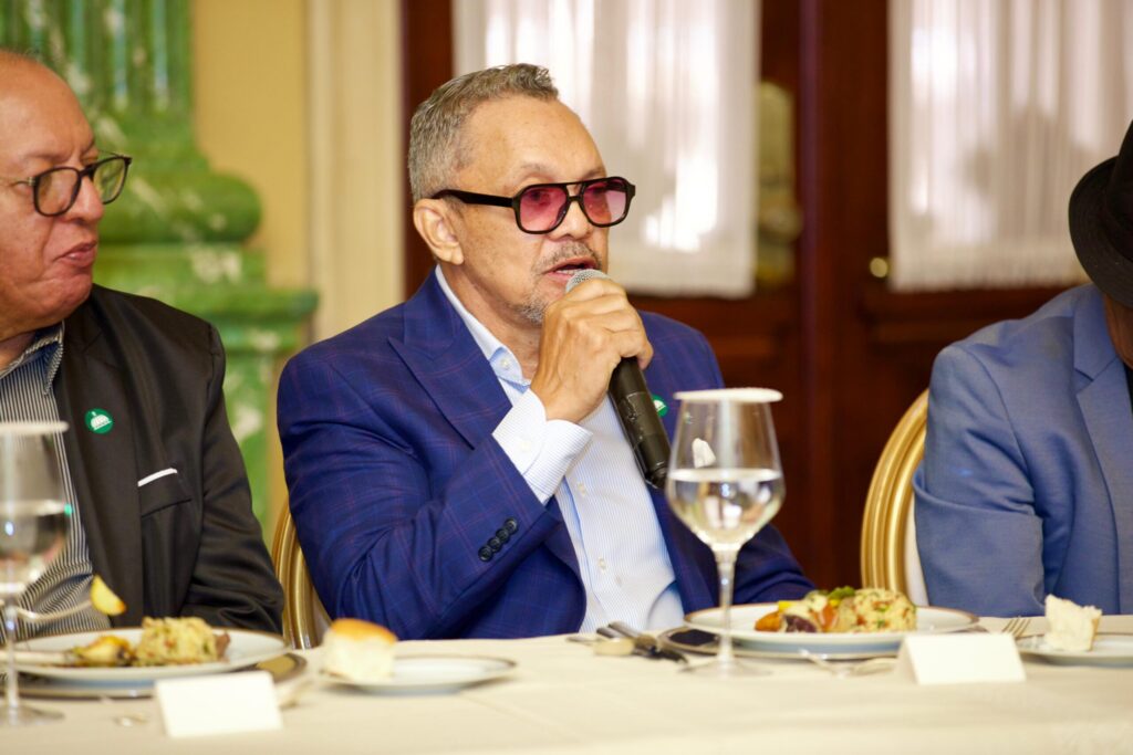 Abinader reafirma respaldo a la clase artística y escucha propuestas del sector cultural - Noticias de hoy en República Dominicana | De Último Minuto