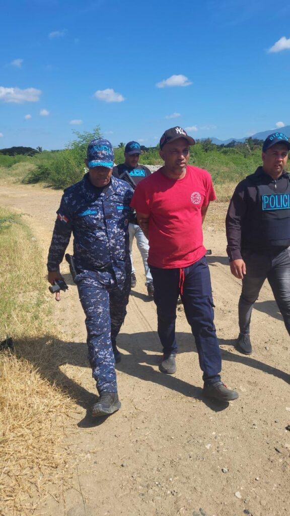 Policía captura hombre acusado de herir de bala a “El Cacú” en violenta riña captada en video en Santiago | 2 | Policía captura hombre acusado de herir de bala a “El Cacú” en violenta riña captada en video en Santiago - Noticias de hoy en República Dominicana | De Último Minuto