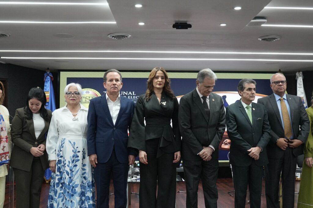 TSE conmemora Día Nacional de las Sufragistas y ratifica compromiso con una democracia sin discriminación y libre de violencia política - Noticias de hoy en República Dominicana | De Último Minuto