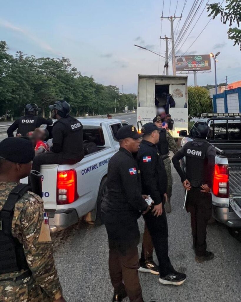 Migración detiene a 1,109 extranjeros irregulares; Santo Domingo y Elías Piña lideran detenciones - Noticias de hoy en República Dominicana | De Último Minuto