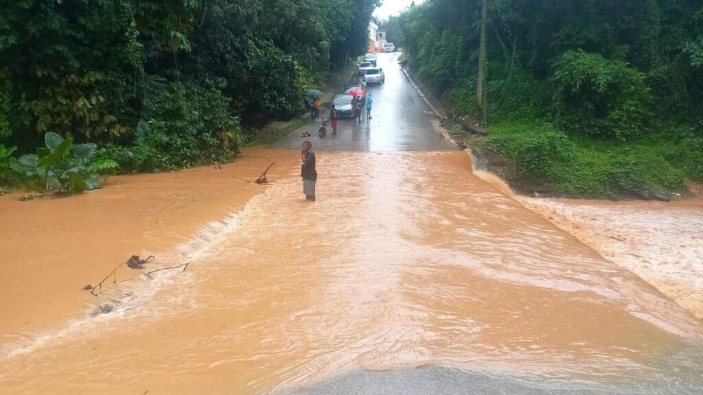 Fuertes lluvias elevan caudal de ríos en Monte Plata; autoridades mantienen monitoreo constante | 1 | Fuertes lluvias elevan caudal de ríos en Monte Plata; autoridades mantienen monitoreo constante - Noticias de hoy en República Dominicana | De Último Minuto