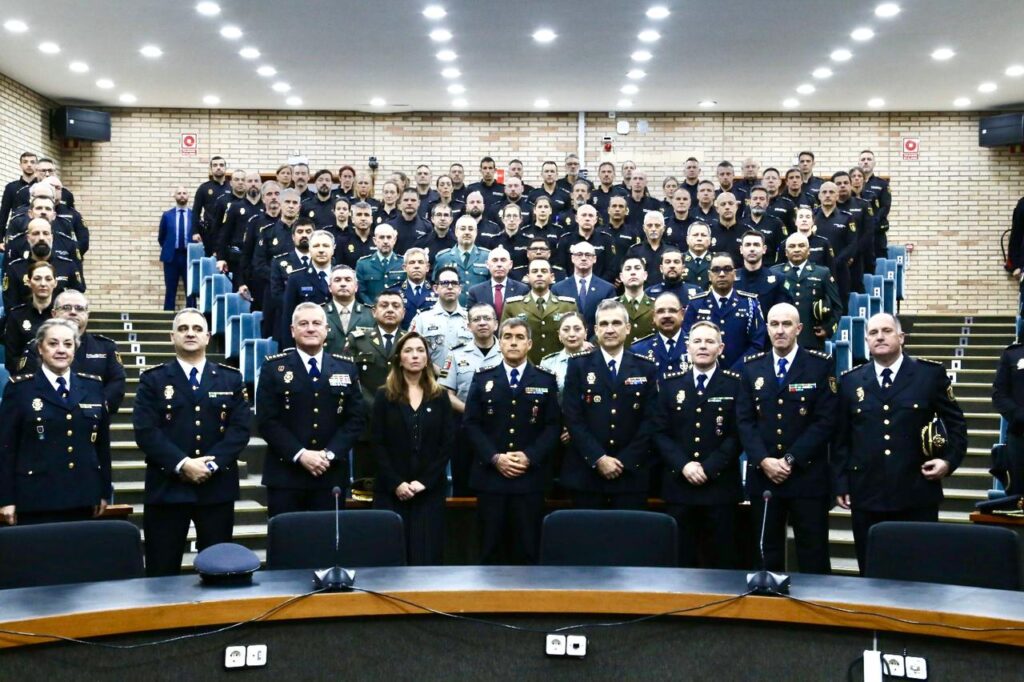 Policía Nacional presenta avances de reforma educativa en encuentro internacional de IBERPOL en España - Noticias de hoy en República Dominicana | De Último Minuto