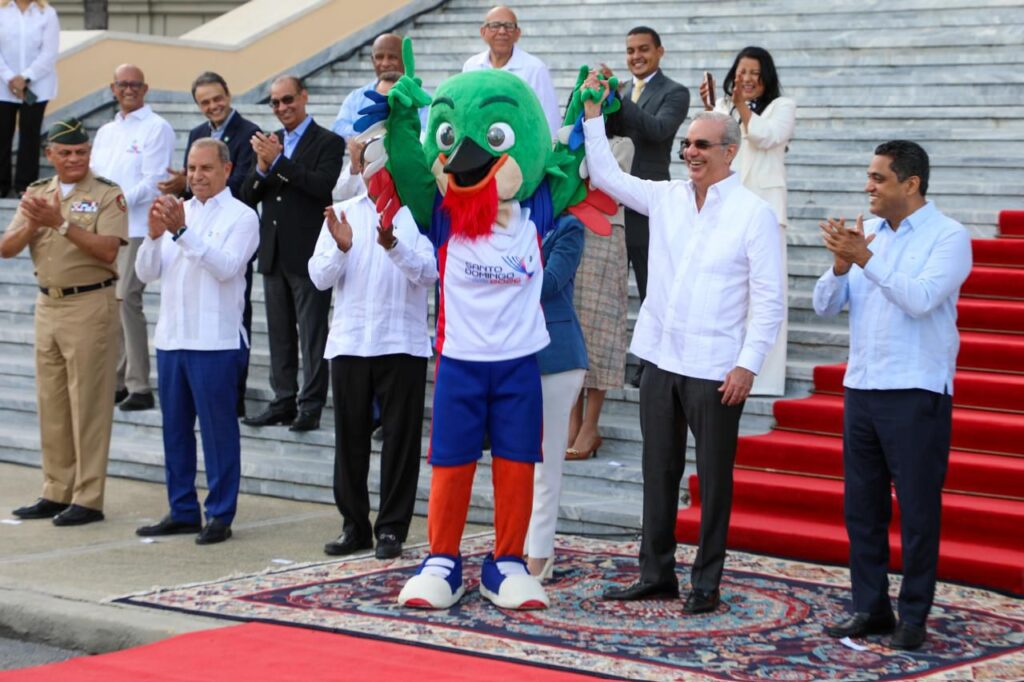 Presidente Abinader oficializa inicio de la ruta de la antorcha hacia los Juegos Santo Domingo 2026 - Noticias de hoy en República Dominicana | De Último Minuto
