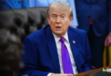 Trump afirma que trabajará para abordar "el problema de Taiwán"