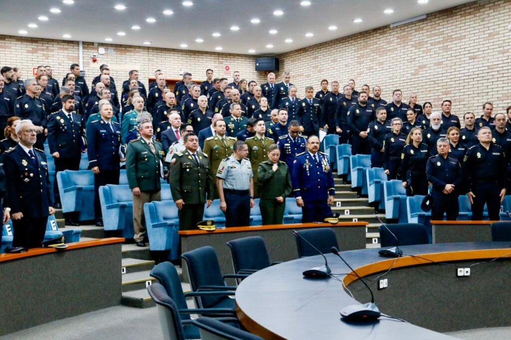 Policía Nacional presenta avances de reforma educativa en encuentro internacional de IBERPOL en España - Noticias de hoy en República Dominicana | De Último Minuto