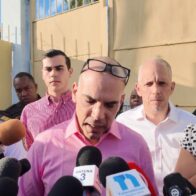 Mario José Redondo Llenas sale de prisión acompañado de su hijo, procreado durante su condena - Noticias de hoy en República Dominicana | De Último Minuto