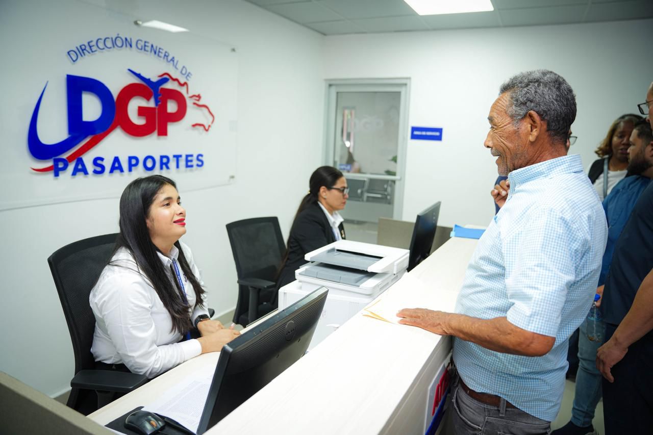 Dominicanos podrán renovar pasaporte sin importar fecha de vencimiento