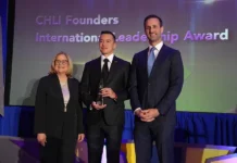 Noboa recibe un premio de congresistas hispanos de EE.UU. por su "liderazgo"