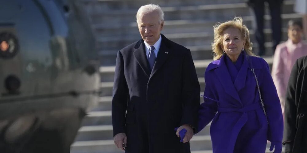 Trump critica a Jill Biden por no ayudar a su esposo cuando creyó que sufría un derrame