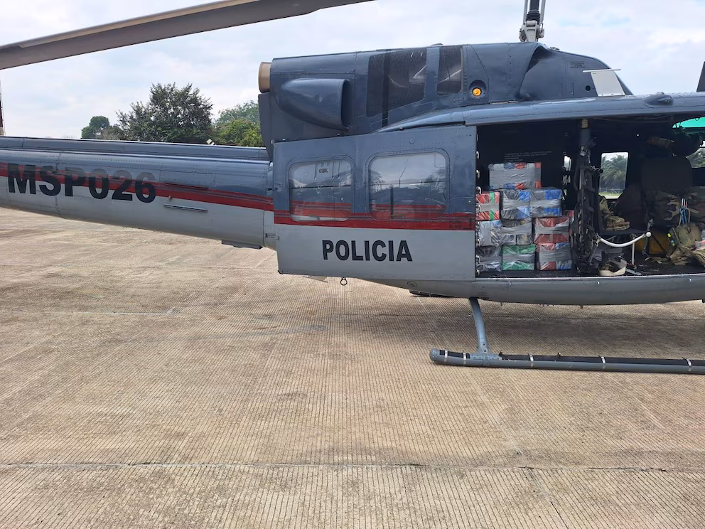 Autoridades interceptan una aeronave y decomisa 205 paquetes de cocaína en Costa Rica