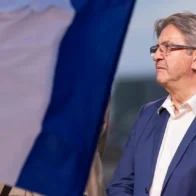 Jean-Luc Mélenchon, líder izquierdista, anuncia su candidatura a las presidenciales de 2027 en Francia