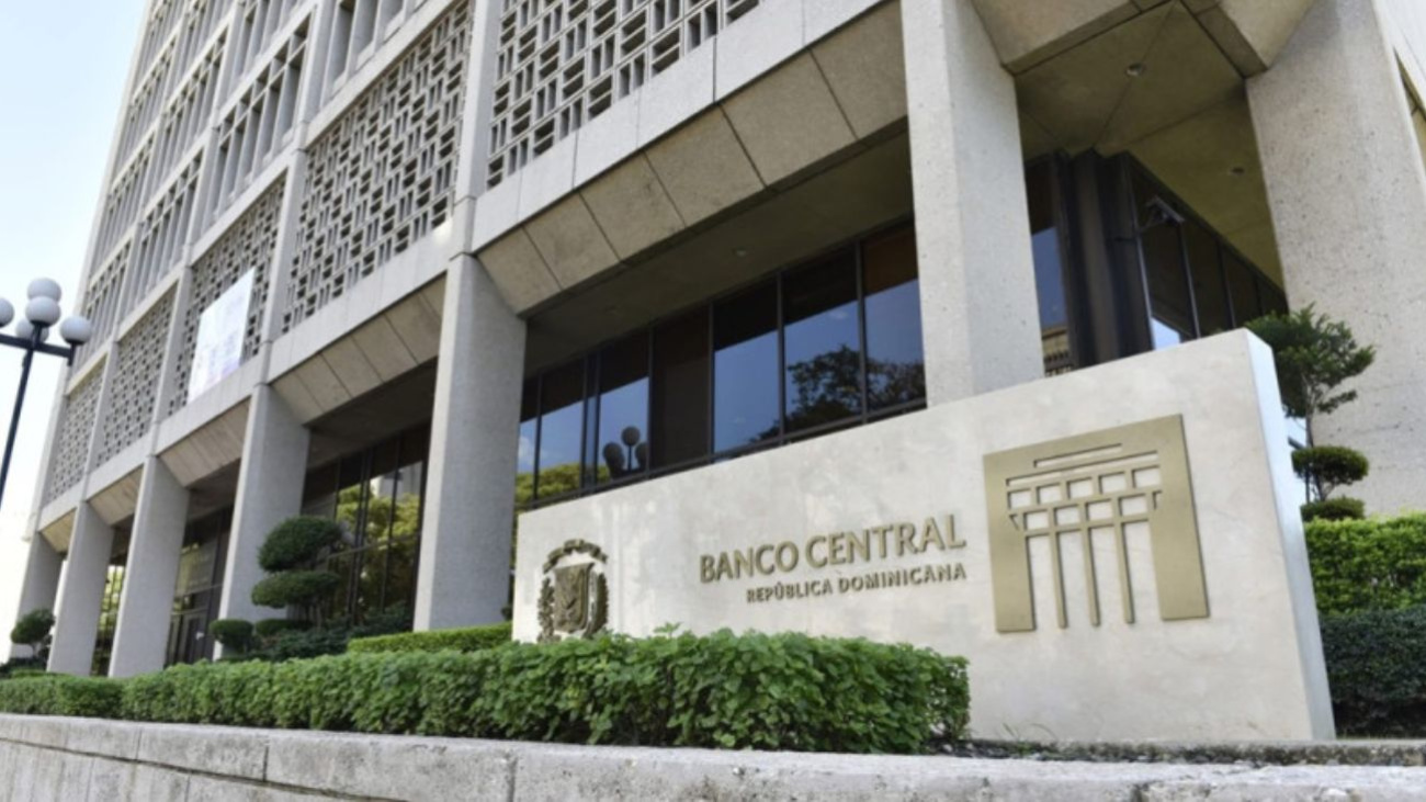 Dólar mantiene tendencia a la baja y fortalece confianza de los agentes económicos en la República Dominicana
