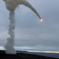 Rusia y Bielorrusia realizan ejercicios militares y practican el uso de armas nucleares