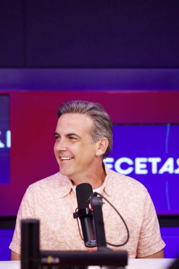 Carlos Ponce reafirma su vínculo inquebrantable con RD: "Yo amo el público dominicano" - Noticias de hoy en República Dominicana | De Último Minuto