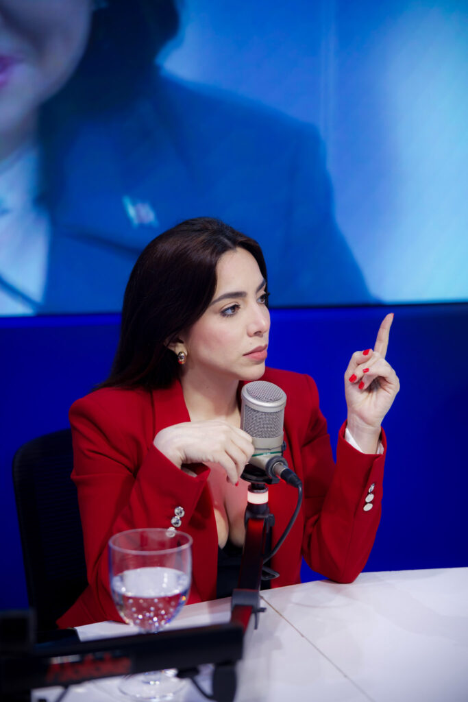 Entre nebulosas y deudas: Norisbel Uceta critica el manejo del caso Llenas Aybar ante salida del asesino - Noticias de hoy en República Dominicana | De Último Minuto