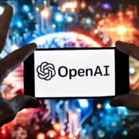 El teléfono de OpenAI ya tendría fecha: así sería el smartphone con IA integrada