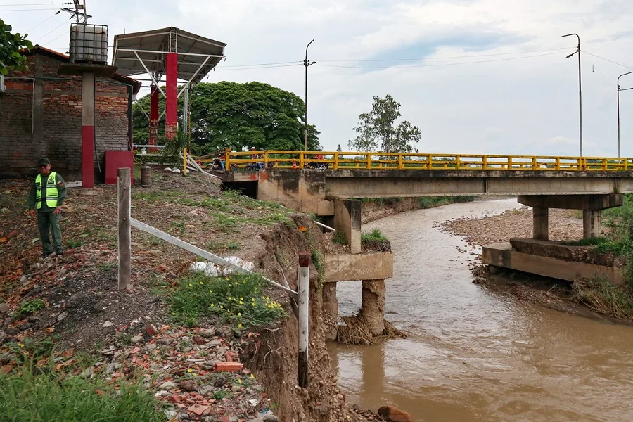Venezuela informa sobre el cierre total de puente fronterizo con Colombia durante 15 días - Noticias de hoy en República Dominicana | De Último Minuto