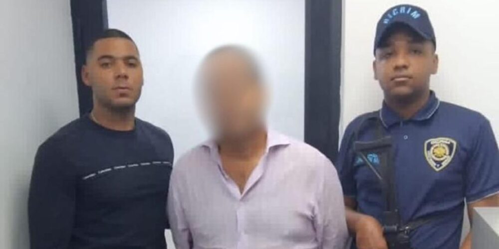 DGM precisa que orden de arresto a González Contreras se detectó en su sede principal cuando inició solicitud de servicios
