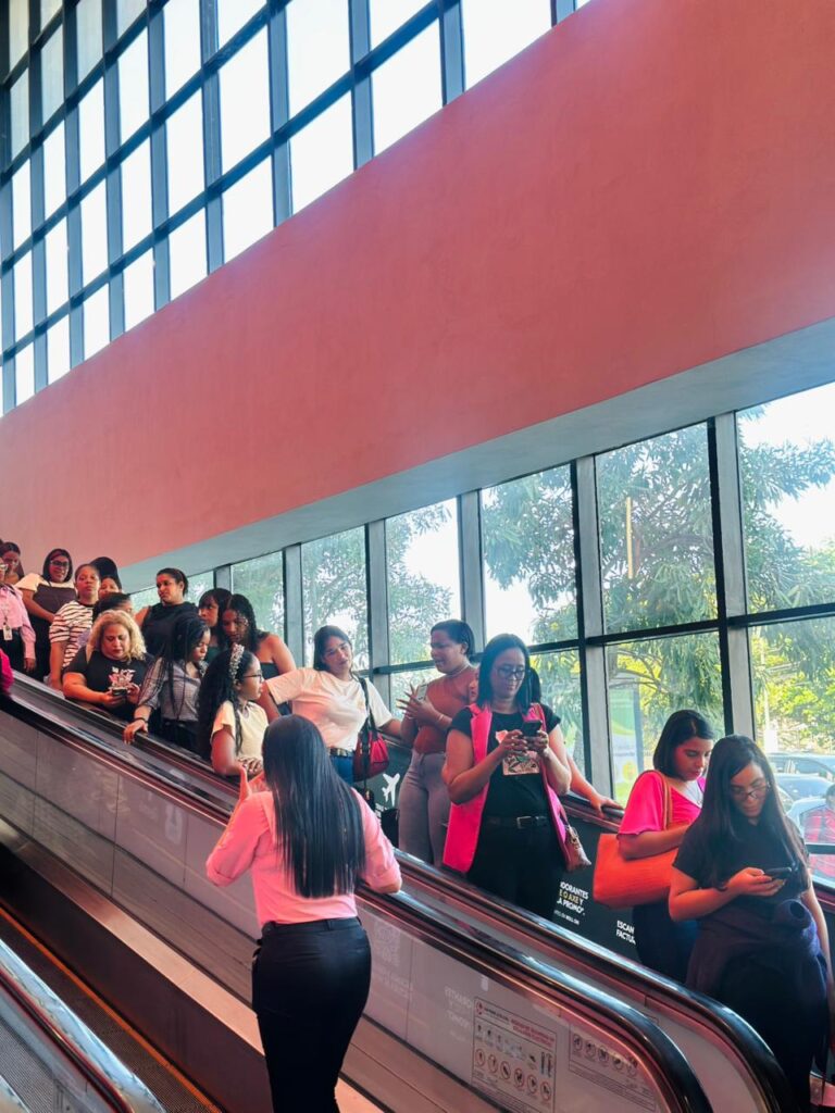 Cientos abarrotan Hipermercados Olé en el lanzamiento del Beauty Fest Olé 2026 - Noticias de hoy en República Dominicana | De Último Minuto