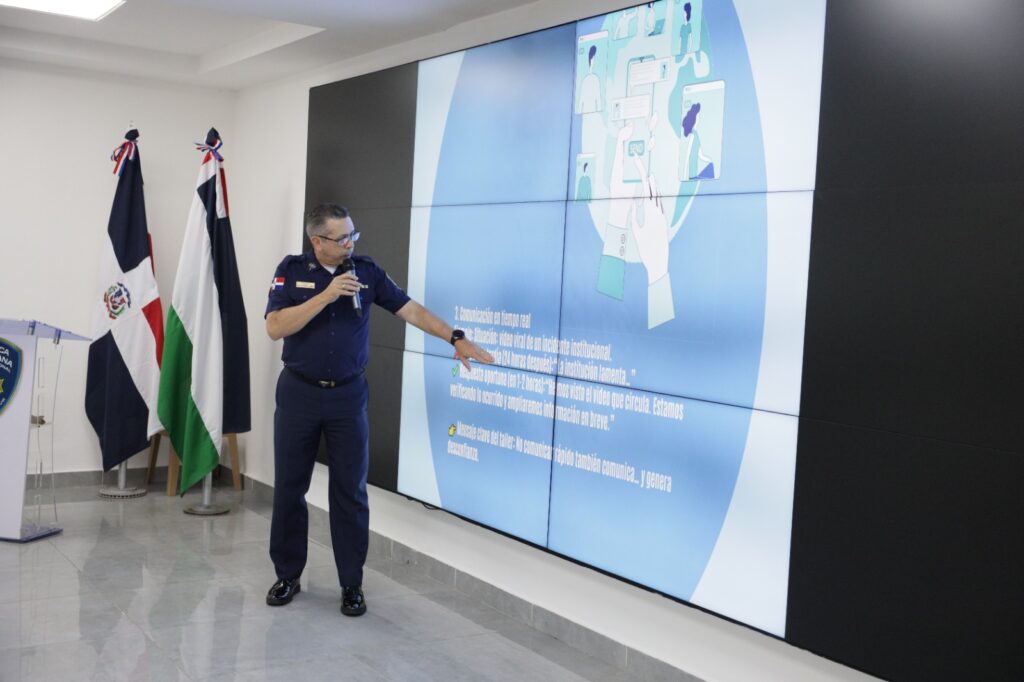 Dirección de Comunicación Estratégica fortalece vocerías en manejo de crisis y entorno digital - Noticias de hoy en República Dominicana | De Último Minuto