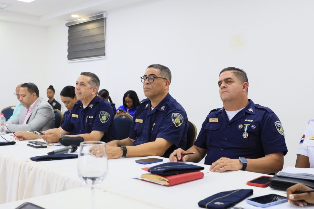 Dirección de Comunicación Estratégica fortalece vocerías en manejo de crisis y entorno digital - Noticias de hoy en República Dominicana | De Último Minuto