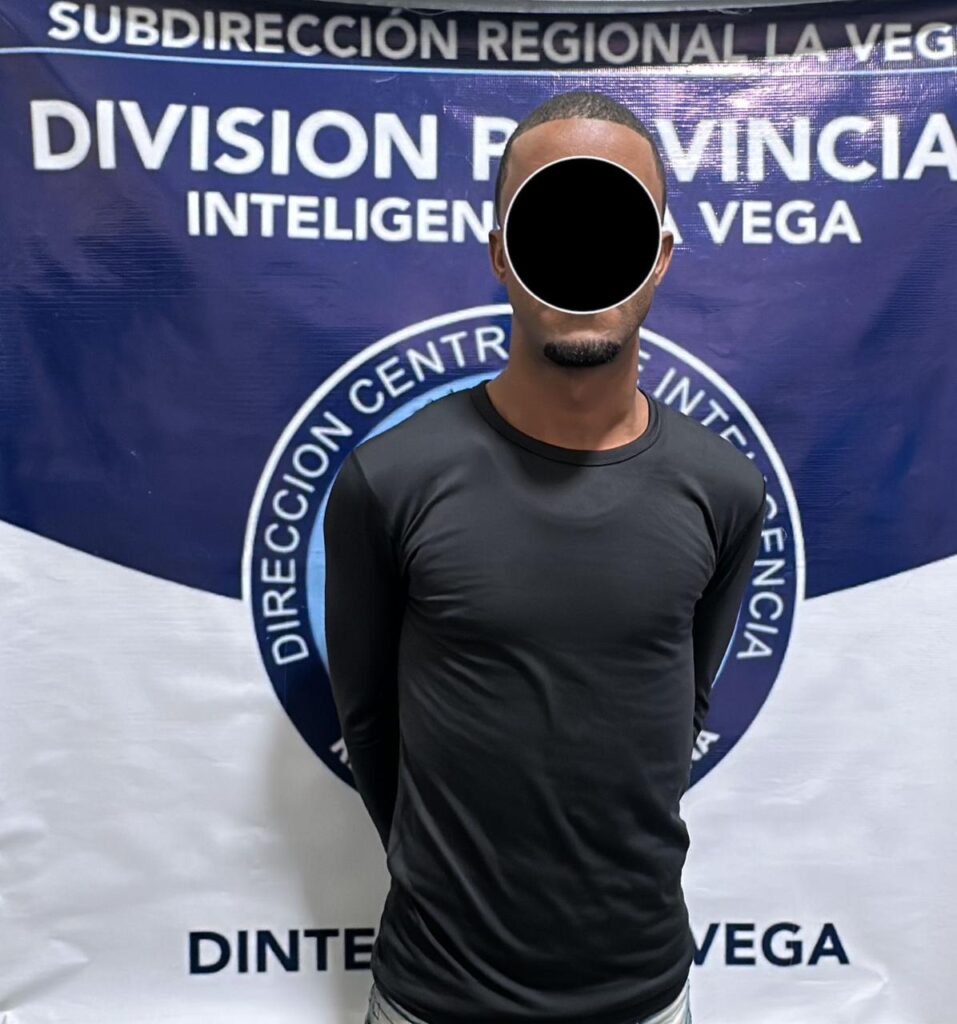 Policía Nacional apresa hombre en La Vega con pistola de fogueo y municiones ocupadas en operativo de DINTEL - Noticias de hoy en República Dominicana | De Último Minuto