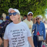 Dominicana residente en Miami regresa a San Juan para marchar contra la minería: “Somos ricos en agua, no queremos oro”