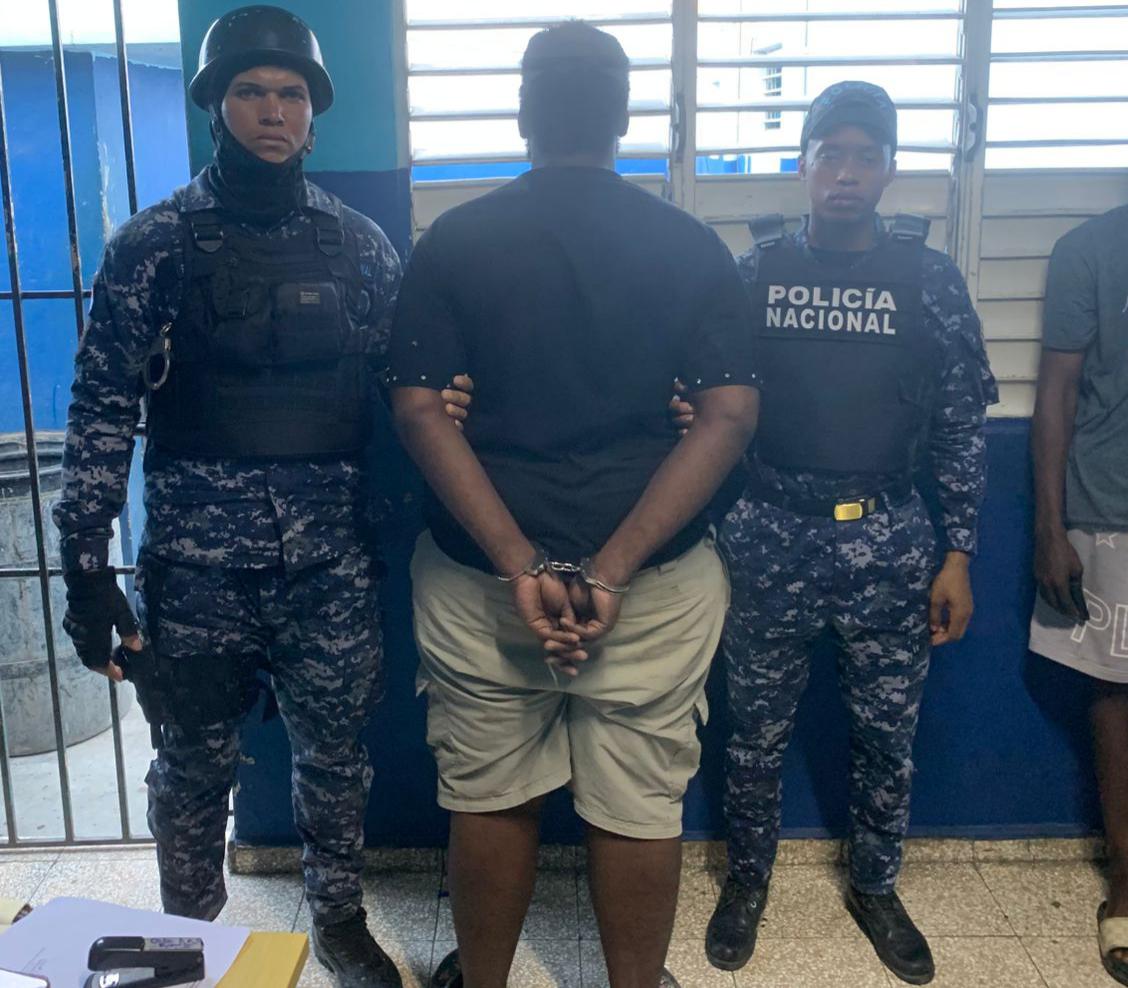 Al menos 35 detenidos en operativos simultáneos en varias provincias del país - Noticias de hoy en República Dominicana | De Último Minuto