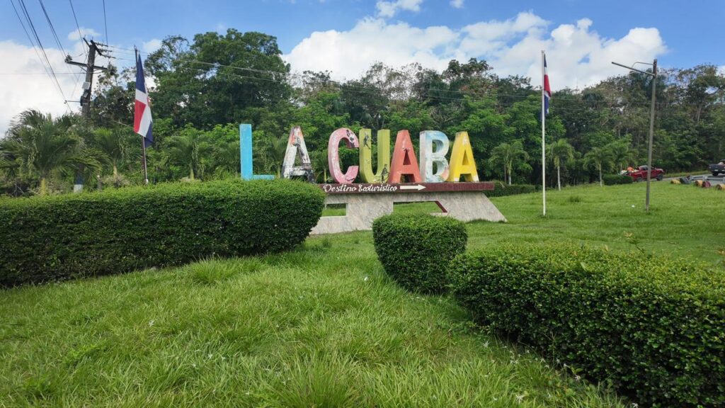 En La Cuaba protestan en rechazo a vertedero; piden al presidente Abinader escuchar su reclamo - Noticias de hoy en República Dominicana | De Último Minuto