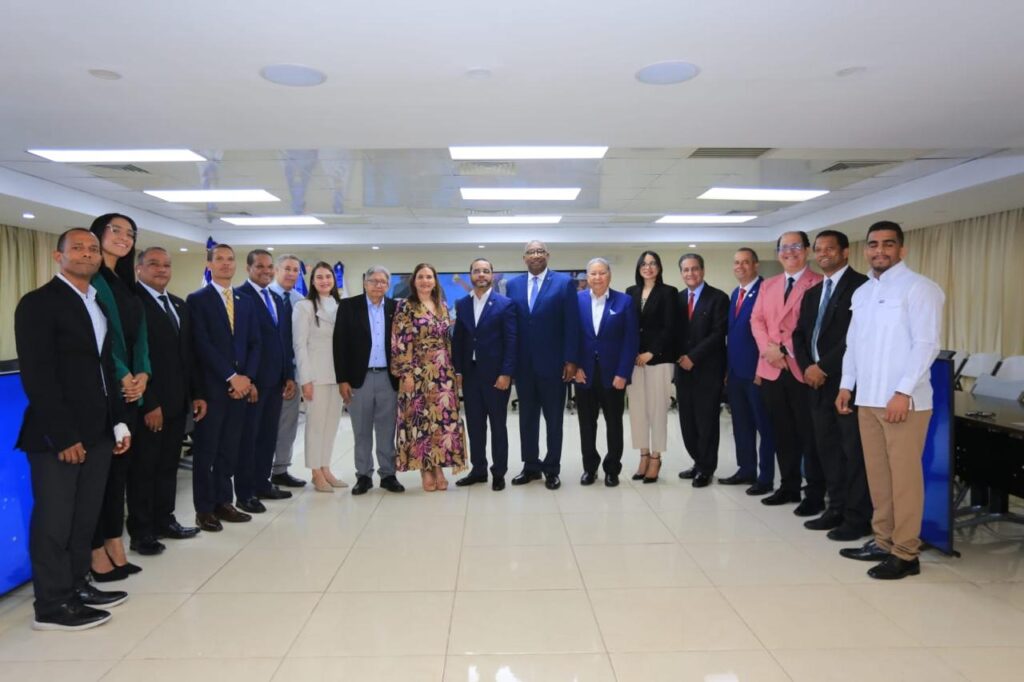 UASD e ITLA impulsarán formación tecnológica e inteligencia artificial en República Dominicana - Noticias de hoy en República Dominicana | De Último Minuto
