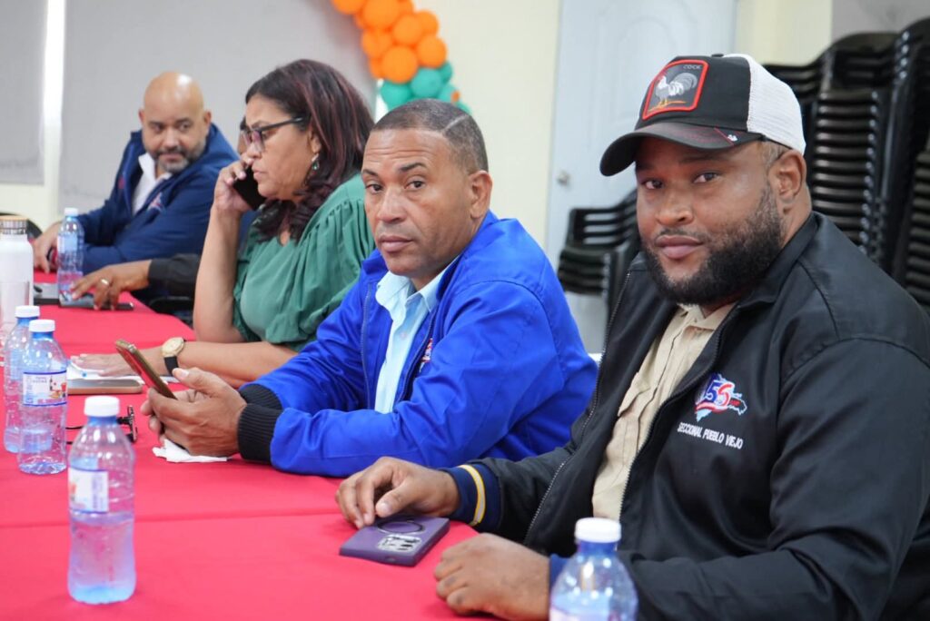 Regional 03 de Azua y ADP abordan cierre del año escolar y necesidades del sistema educativo - Noticias de hoy en República Dominicana | De Último Minuto