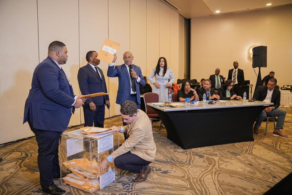 PROMESE/CAL garantiza abastecimiento de medicamentos con licitación de RD$2,485 millones - Noticias de hoy en República Dominicana | De Último Minuto