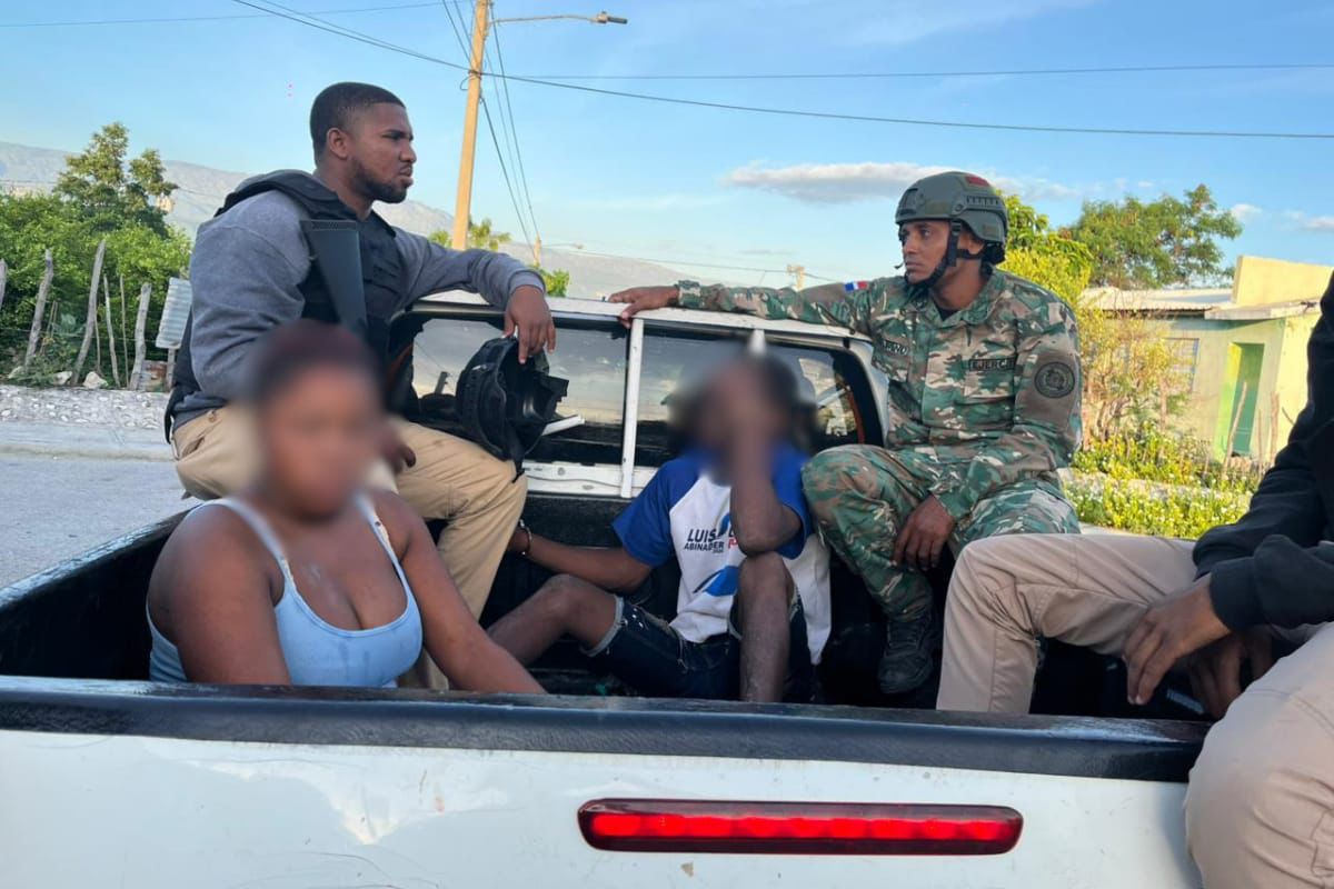 En Elías Piña, agentes migratorios detuvieron este lunes a 183 indocumentados de 1,268 en jornada a nivel nacional - Noticias de hoy en República Dominicana | De Último Minuto