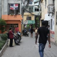 “Aquí no hay delincuencia”: residentes del Ensanche Quisqueya valoran patrullaje policial