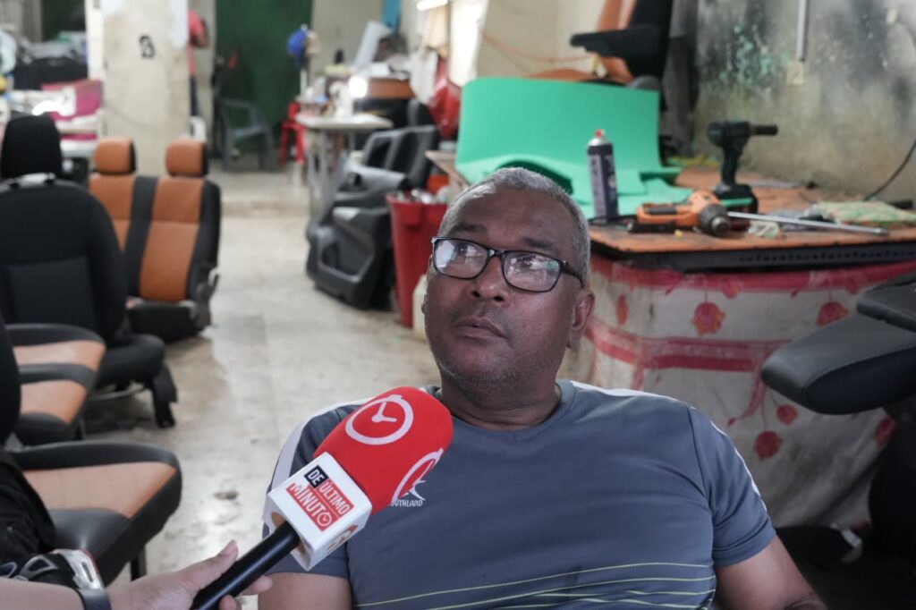 “Aquí no hay delincuencia”: residentes del Ensanche Quisqueya valoran patrullaje policial - Noticias de hoy en República Dominicana | De Último Minuto