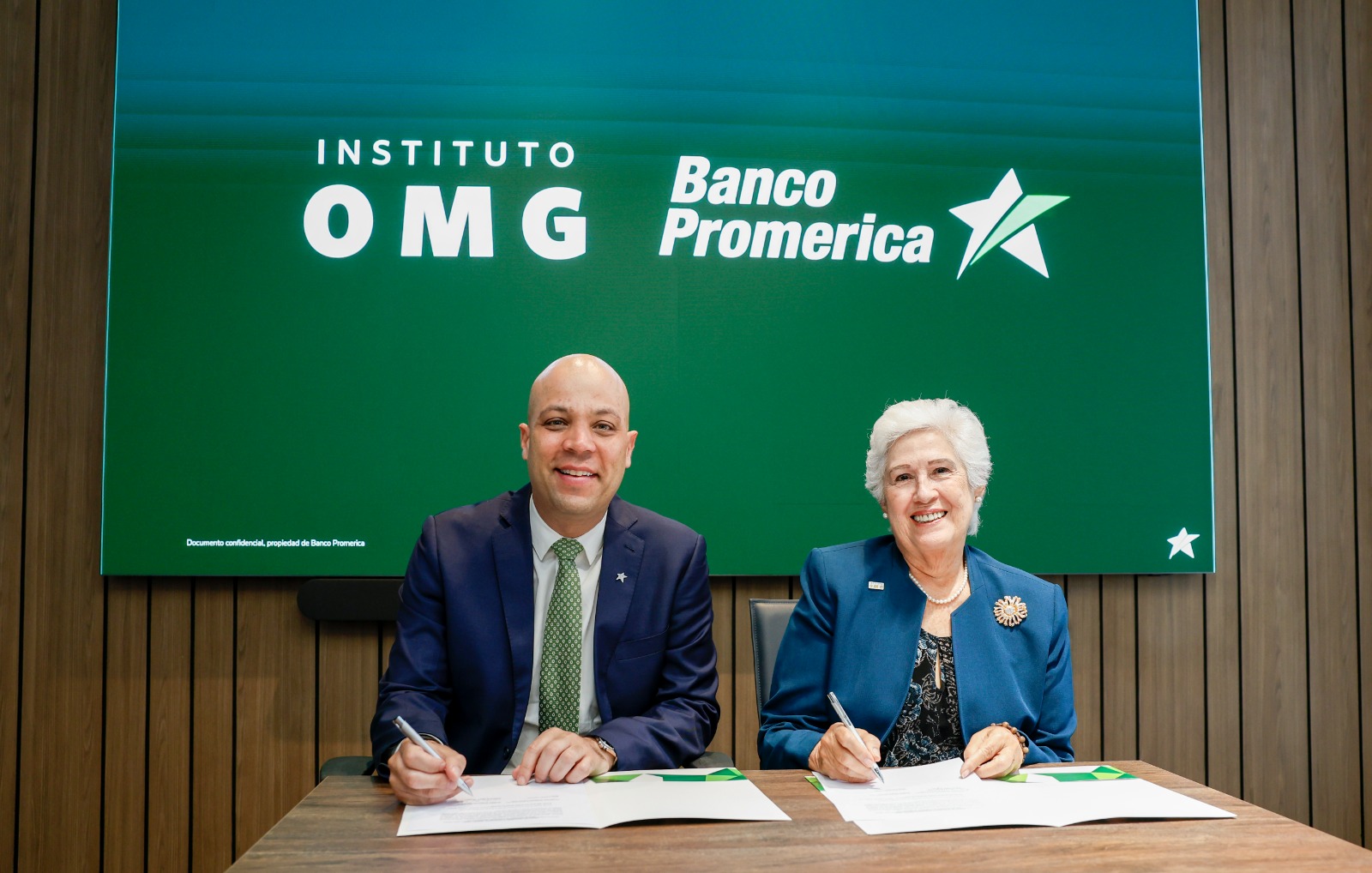 Banco Promerica y el Instituto OMG se alían para facilitar el acceso a la educación superior en RD