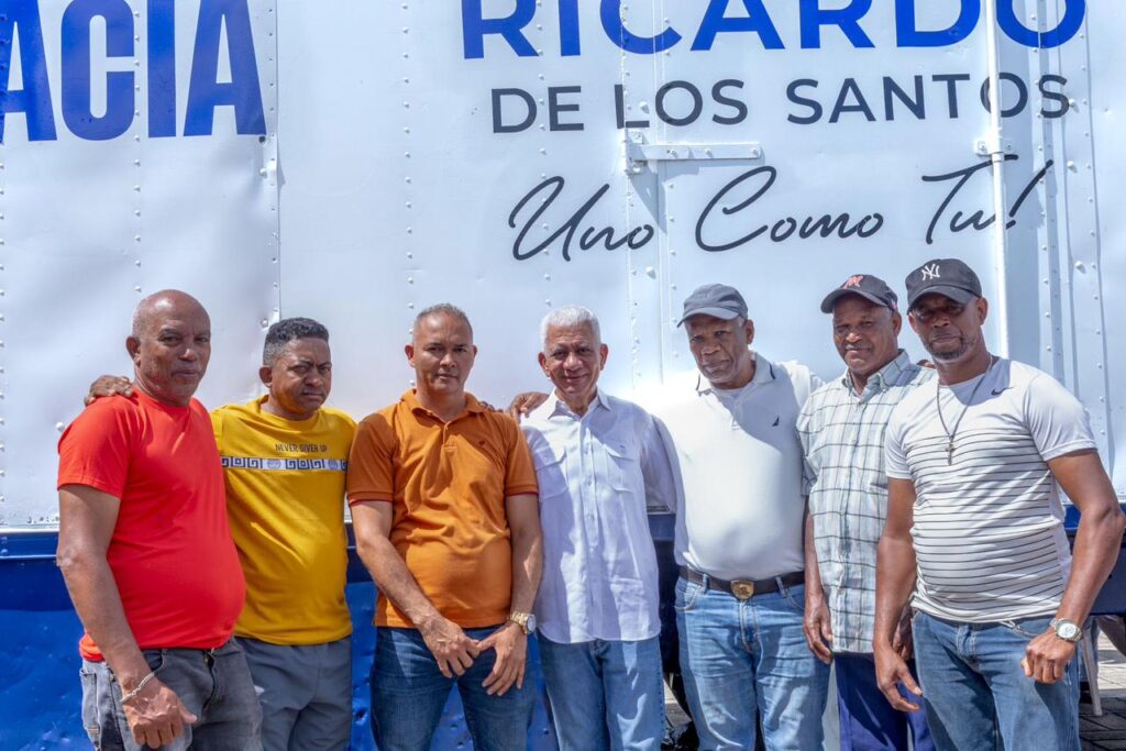 Senador Ricardo de los Santos realiza operativo médico en Sánchez Ramírez - Noticias de hoy en República Dominicana | De Último Minuto