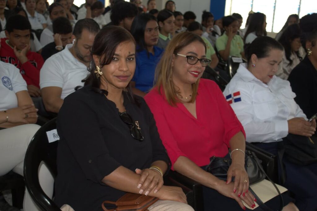 Subcentro UASD Constanza realiza con éxito “Cumbre Constanza Sostenible 2026” | 2 | Subcentro UASD Constanza realiza con éxito “Cumbre Constanza Sostenible 2026” - Noticias de hoy en República Dominicana | De Último Minuto