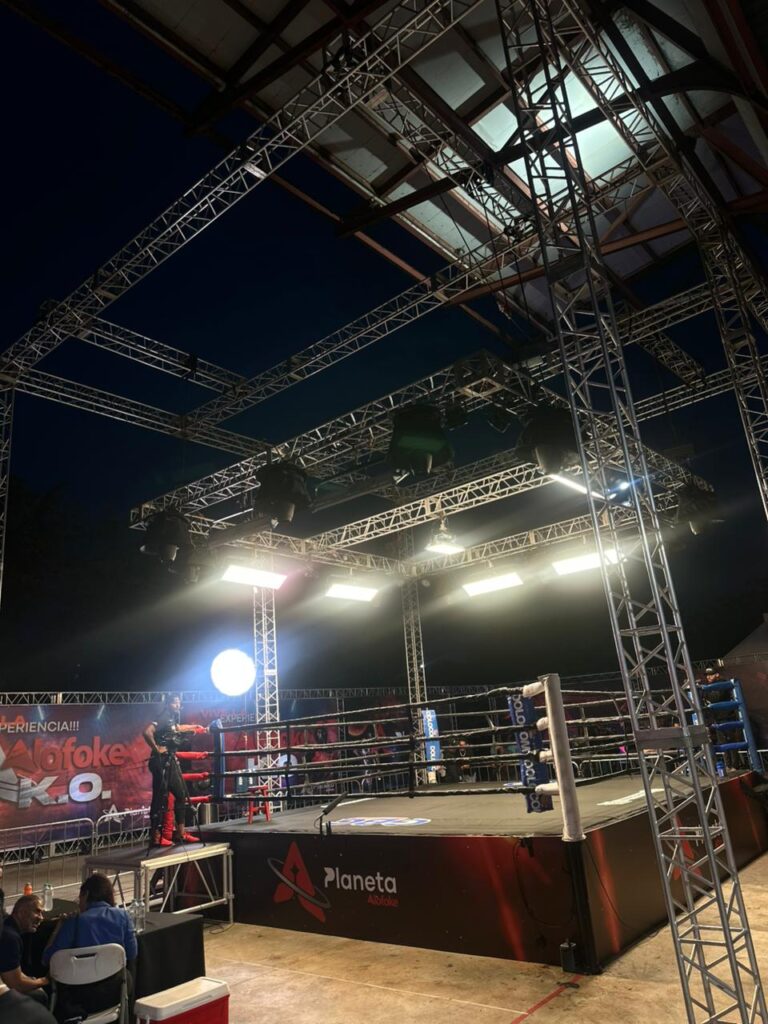 Con impresionante montaje, Planeta Alofoke celebrará esta noche esperado enfrentamiento de boxeo - Noticias de hoy en República Dominicana | De Último Minuto