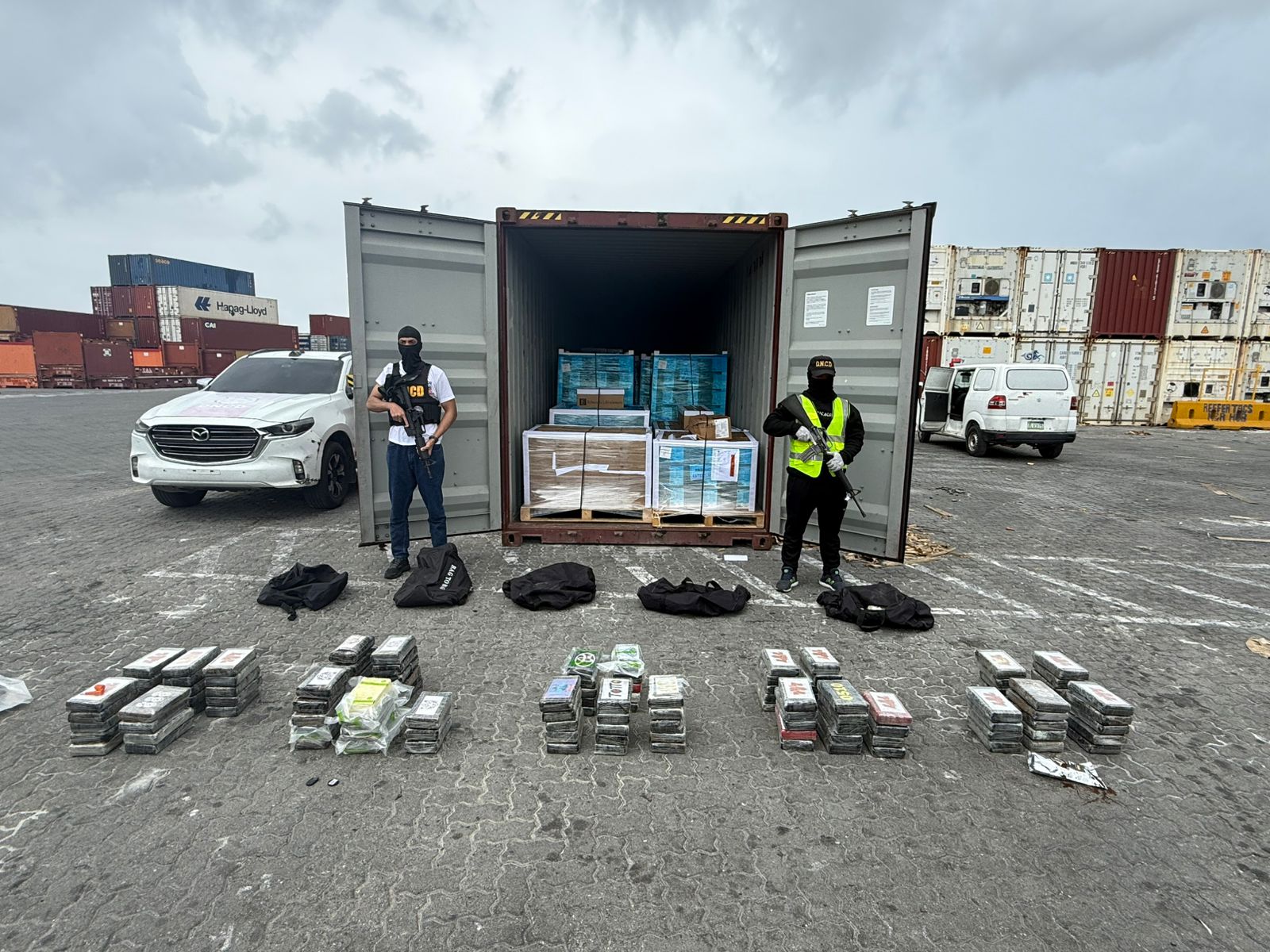 DNCD ocupa 120 paquetes de cocaína en Caucedo camuflada en equipos médicos - Noticias de hoy en República Dominicana | De Último Minuto