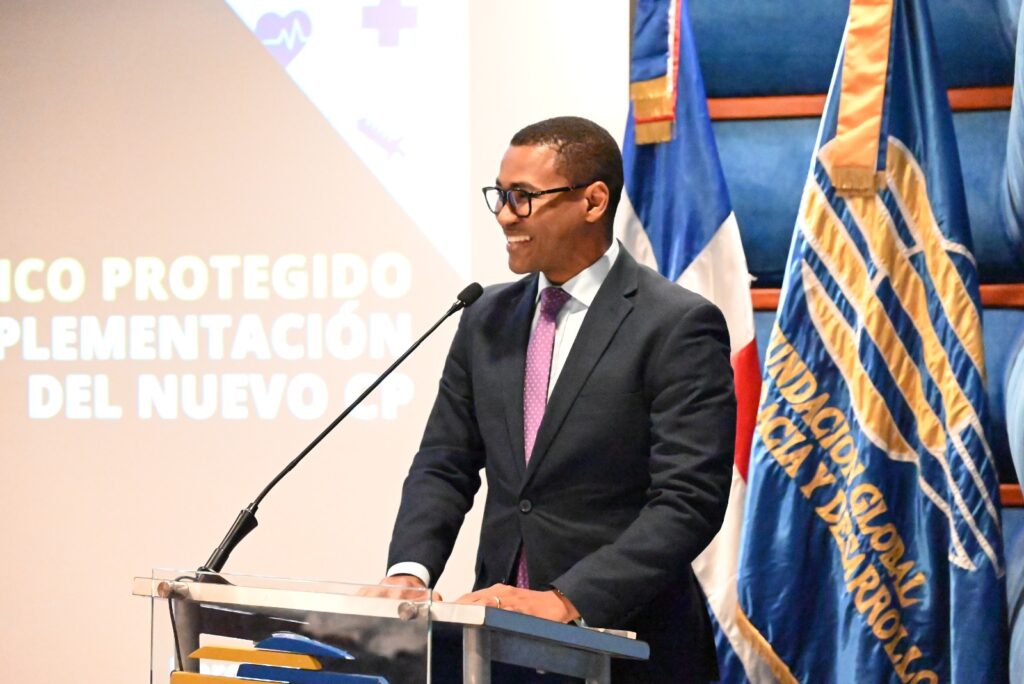 Funglode analiza impacto del nuevo Código Penal en el ejercicio de la medicina - Noticias de hoy en República Dominicana | De Último Minuto
