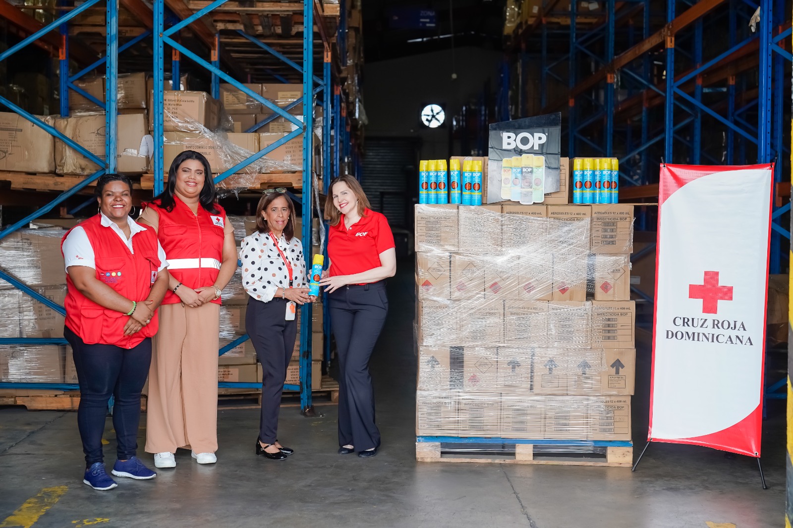 Donan insecticidas a la Cruz Roja Dominicana para apoyar prevención del dengue - Noticias de hoy en República Dominicana | De Último Minuto