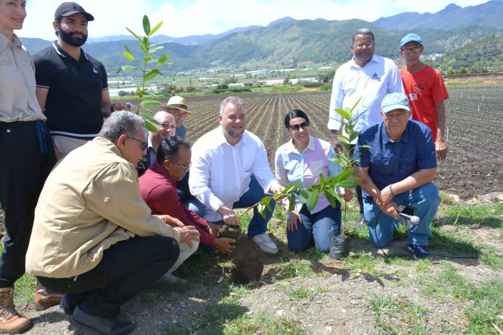 FEDA impulsa la diversificación agropecuaria en Constanza | 3 | FEDA impulsa la diversificación agropecuaria en Constanza - Noticias de hoy en República Dominicana | De Último Minuto