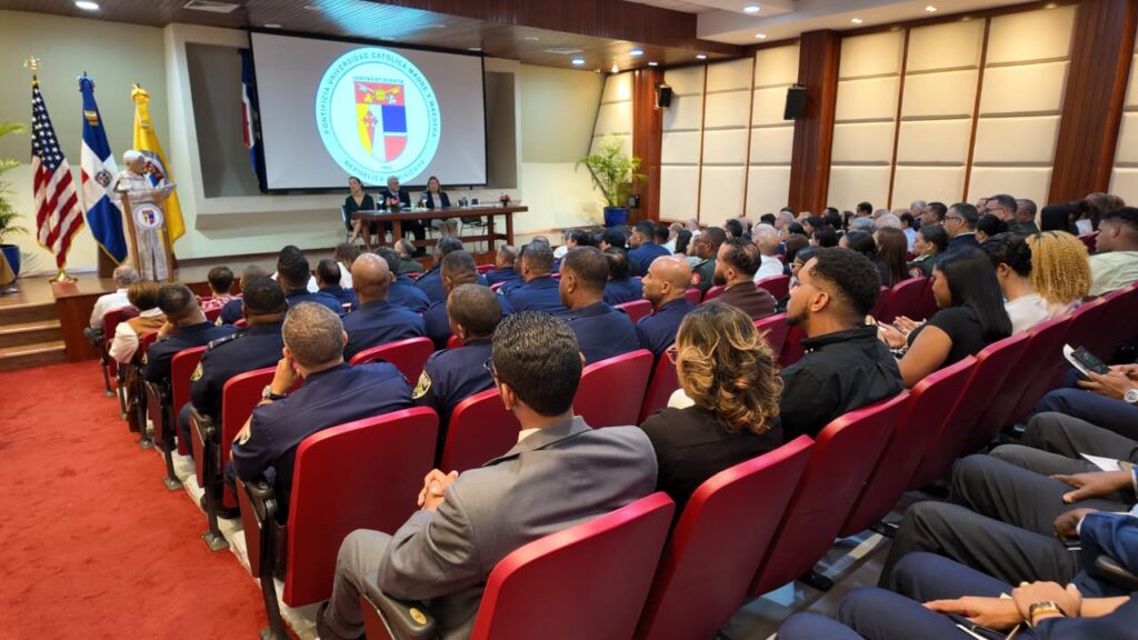 PUCMM pone a circular la obra “Panorama actual del Caribe 2024-2026” | 4 | PUCMM pone a circular la obra “Panorama actual del Caribe 2024-2026” - Noticias de hoy en República Dominicana | De Último Minuto