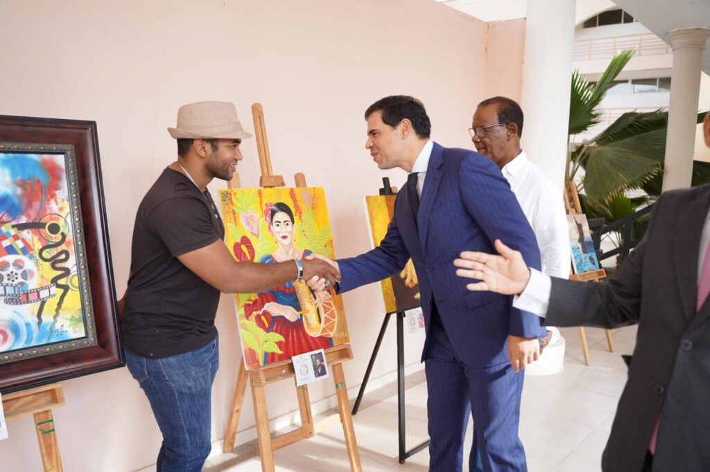 Raquel Peña y Roberto Ángel Salcedo inauguran el Primer Festival Cultural de la Región Enriquillo | 1 | Raquel Peña y Roberto Ángel Salcedo inauguran el Primer Festival Cultural de la Región Enriquillo - Noticias de hoy en República Dominicana | De Último Minuto