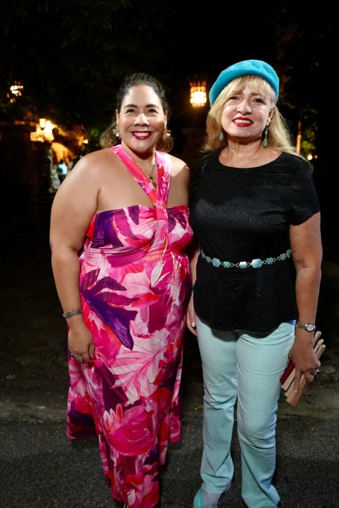Fanáticos de todas las edades abarrotan Altos de Chavón para disfrutar de Isabel Pantoja - Noticias de hoy en República Dominicana | De Último Minuto