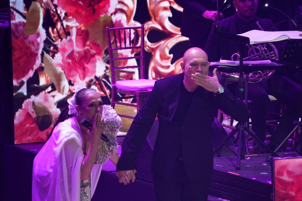 Isabel Pantoja estremeció el corazón de los dominicanos en Altos de Chavón - Noticias de hoy en República Dominicana | De Último Minuto
